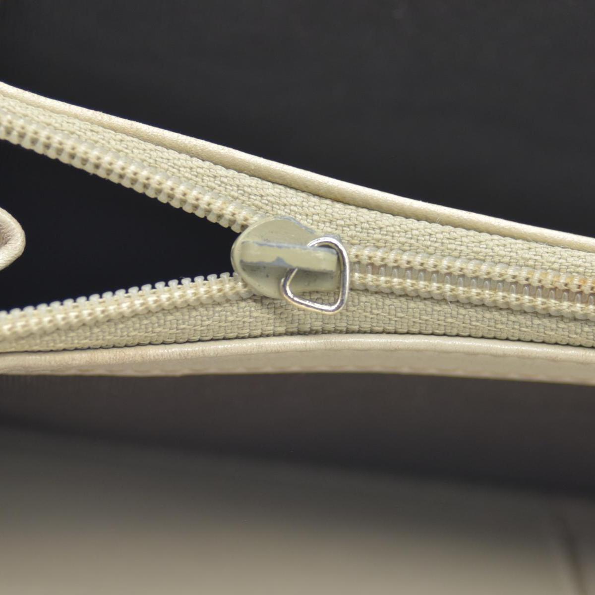 $880 Gucci  Microguccissima Pattern Leather Continental Wallet CONSIGNMENT