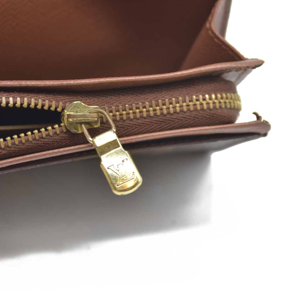 AUCTION $610 Louis Vuitton Monogram Porte Monnaie Zip Bifold Wallet Brown RA0957