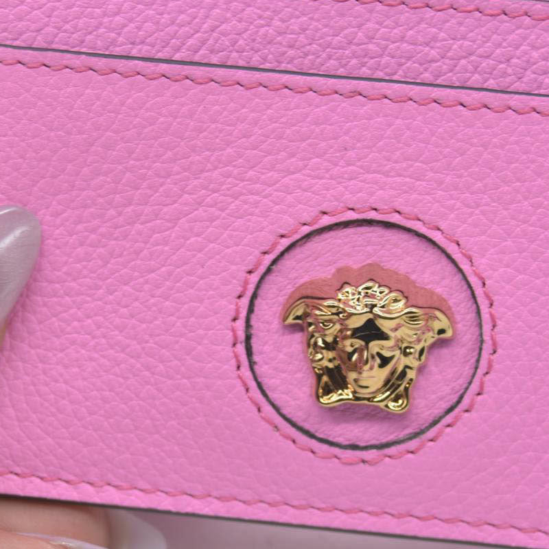 $295 Versace Medusa Insignia Pink Leather Card Holder CONSIGNMENT