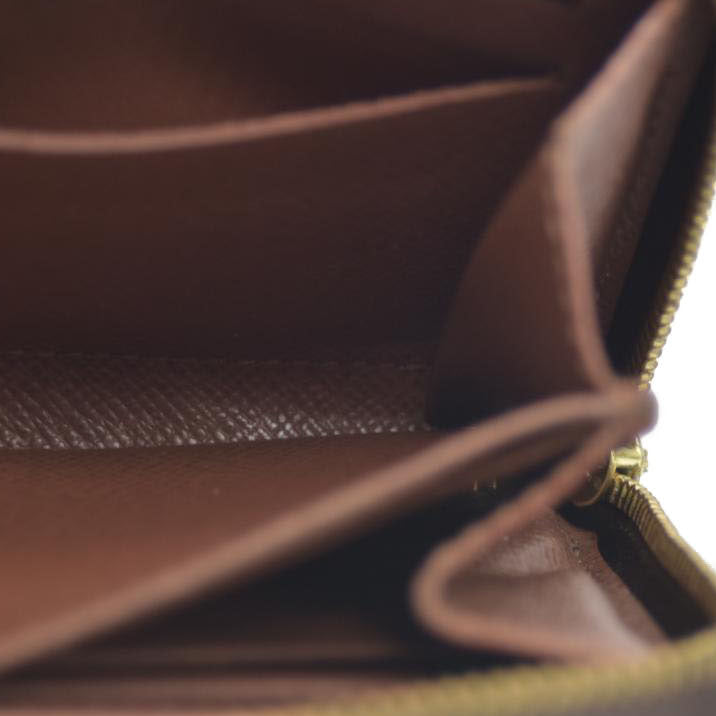 AUCTION $545 Louis Vuitton Monogram  Zip Coin Wallet