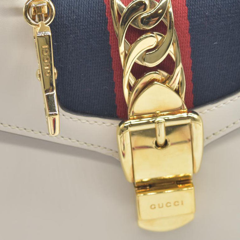$2,590 Gucci Calfskin Small Sylvie Shoulder Bag Off White