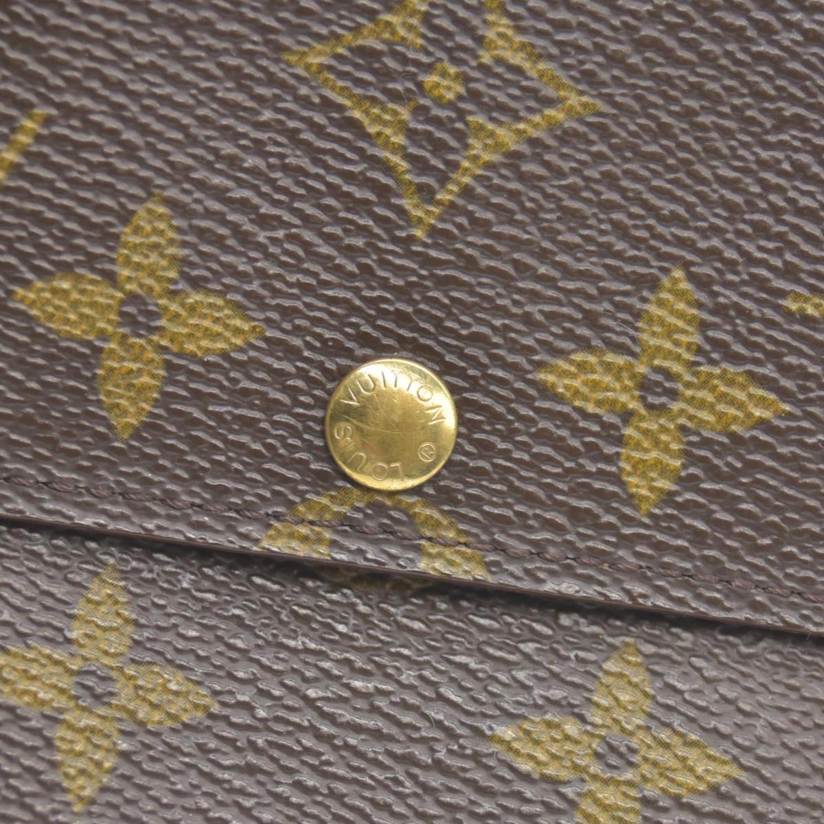 $725 1997 Louis Vuitton Monogram Porte Tresor International Wallet CONSIGNMENT CA0937