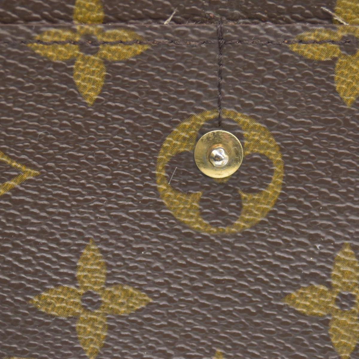 $725 1997 Louis Vuitton Monogram Porte Tresor International Wallet CONSIGNMENT CA0937