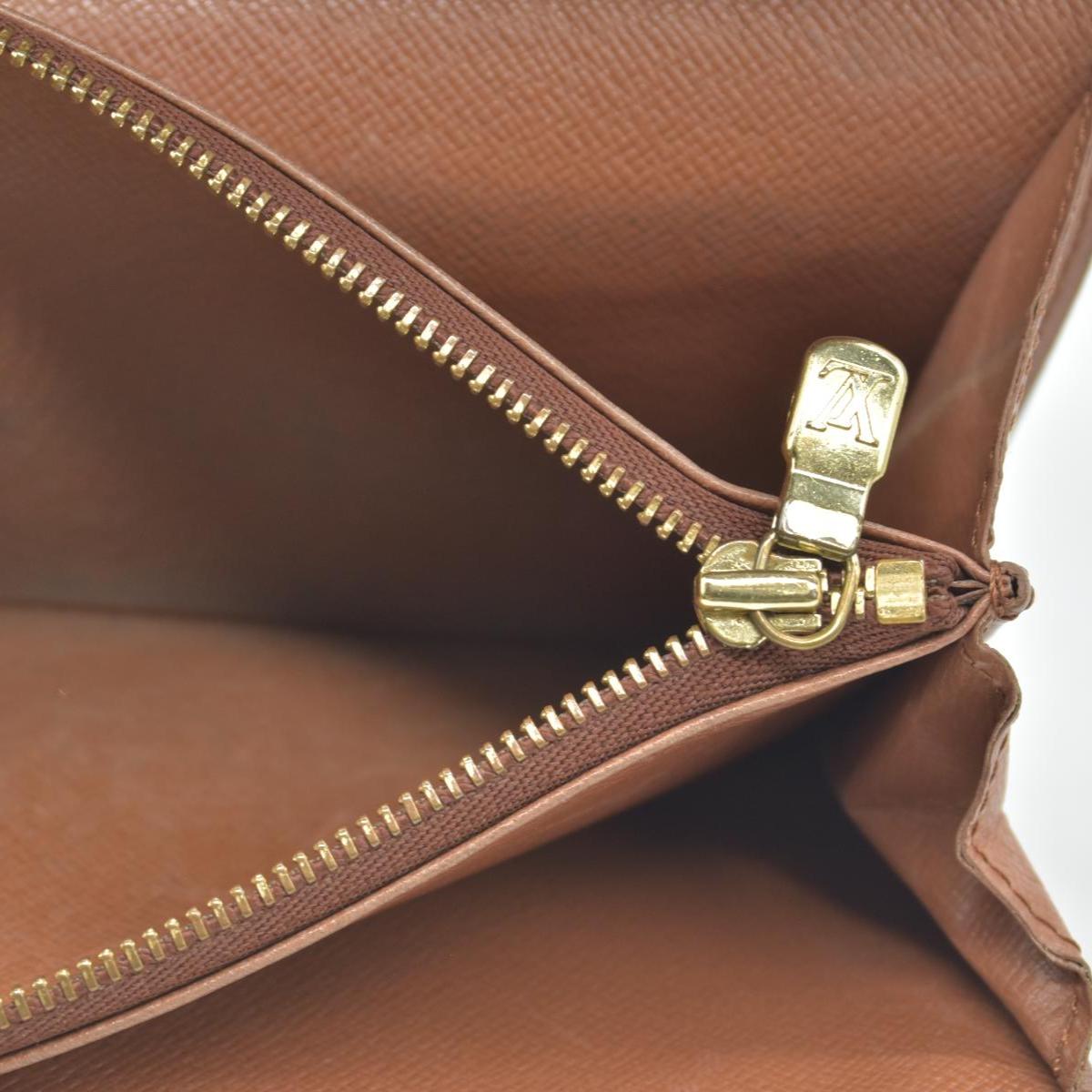 $725 1997 Louis Vuitton Monogram Porte Tresor International Wallet CONSIGNMENT CA0937