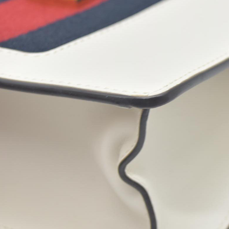 $2,590 Gucci Calfskin Small Sylvie Shoulder Bag Off White