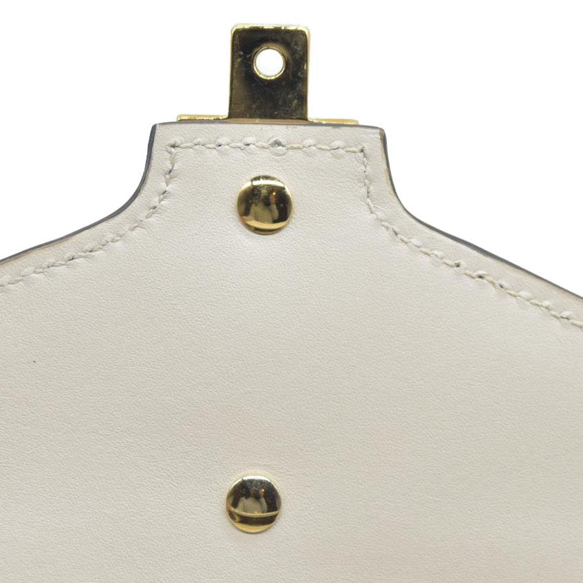 $2,590 Gucci Calfskin Small Sylvie Shoulder Bag Off White