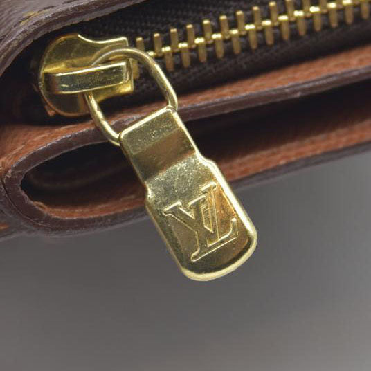 $590 Louis Vuitton Monogram Compact Zip Bifold Wallet Brown CA1908 1998 CONSIGNMENT