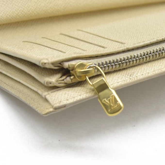 AUCTION $610 Louis Vuitton  Damier Azur Alexandra Wallet