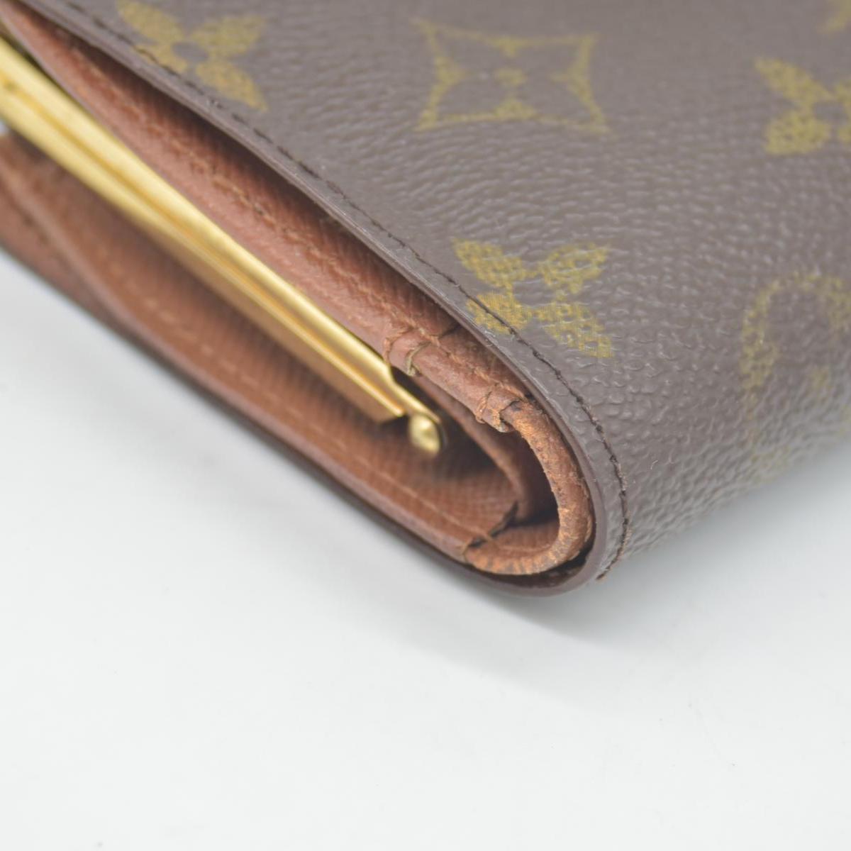 $750 1998 Louis Vuitton Kisslock French Wallet CONSIGNMENT MI0928