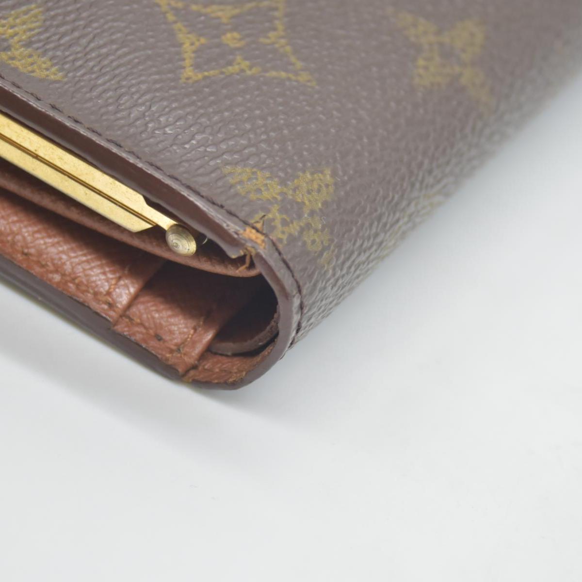 $750 1998 Louis Vuitton Kisslock French Wallet CONSIGNMENT MI0928