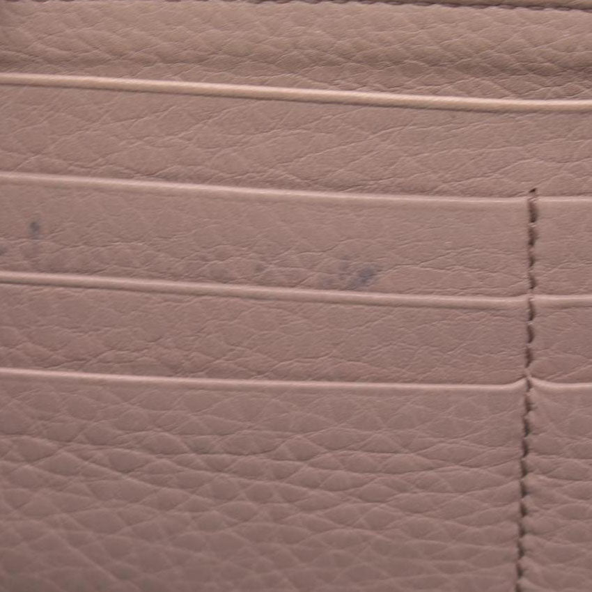 Gucci Pebbled Calfskin Soho Zip Around Wallet Camelia COSNIGNMENT