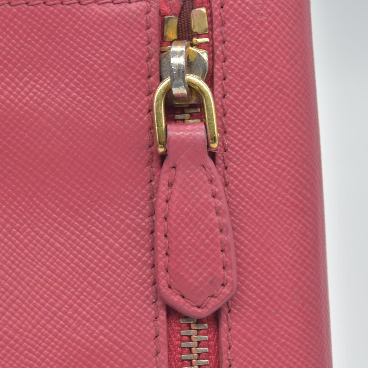 Prada  Saffiano Metal Leather Continental Wallet CONSIGNMENT