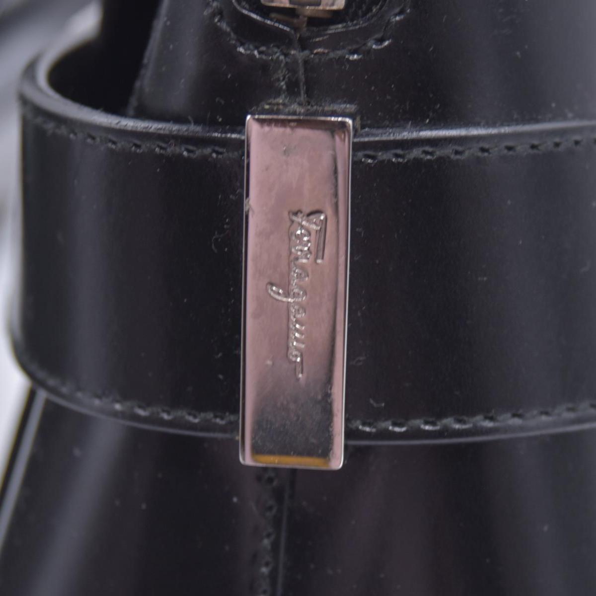 $1150 Salvatore Ferragamo Gancini Shoulder Bag Black CONSIGNMENT 10021180