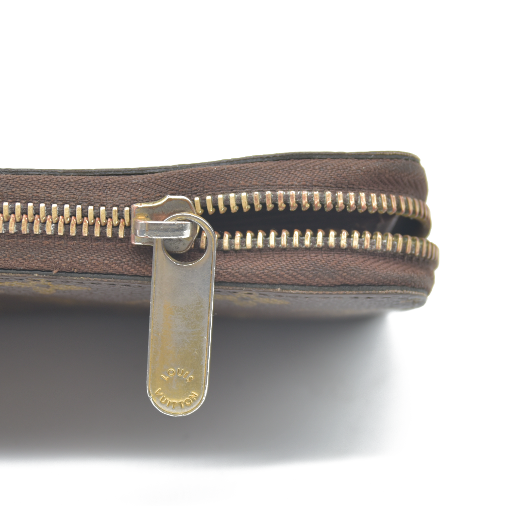 AUCTION $915 Louis Vuitton Monogram Zippy Wallet SP0143 2013