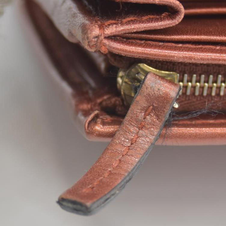 $880 Gucci  Sukey Microguccissima Pattern Continental Wallet Dark Pink CONSIGNMENT