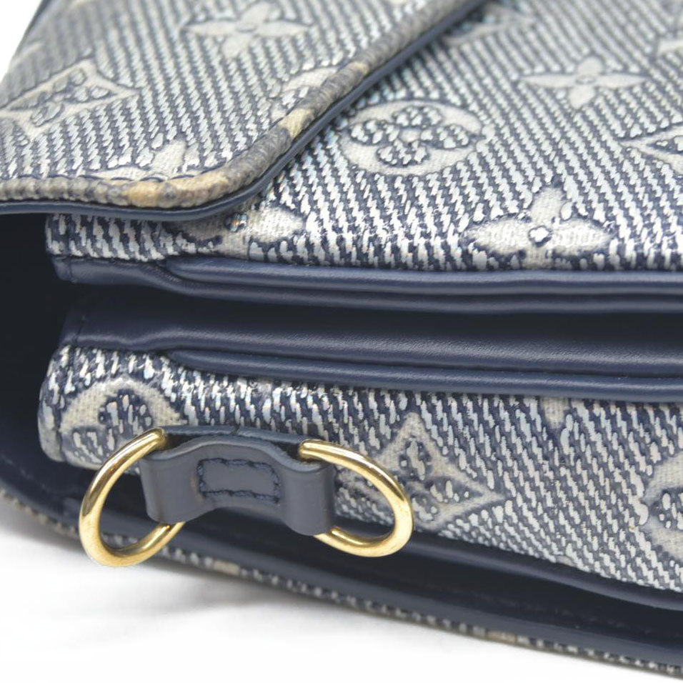 Louis Vuitton  Monoglam Pochette Metis East West Blue