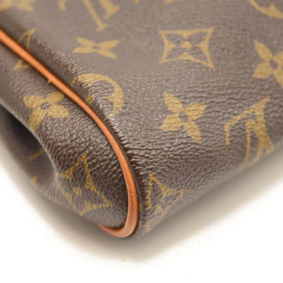 LOUIS VUITTON Monogram Eva Clutch