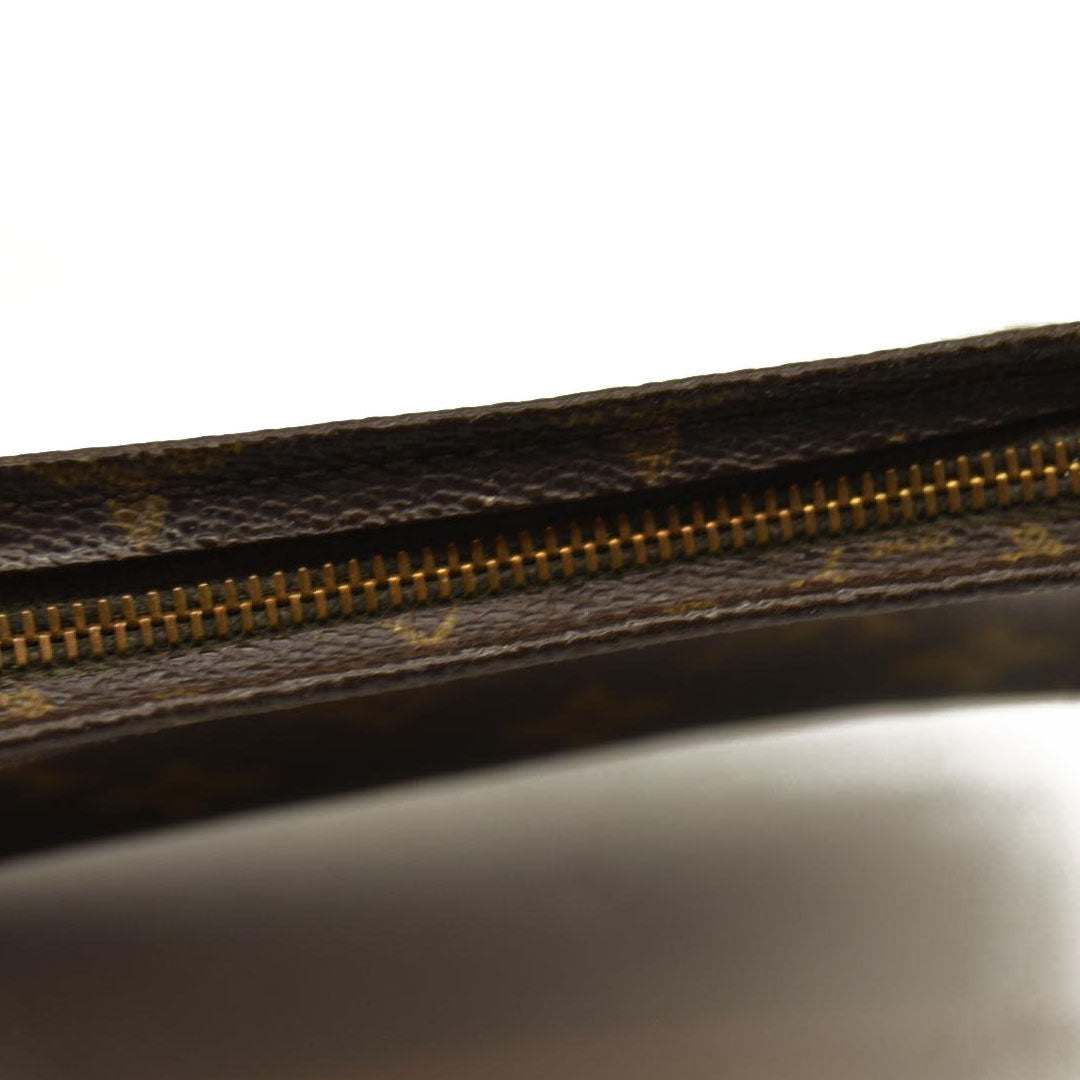 Louis Vuitton  Monogram Toiletry Pouch 15 TH1900