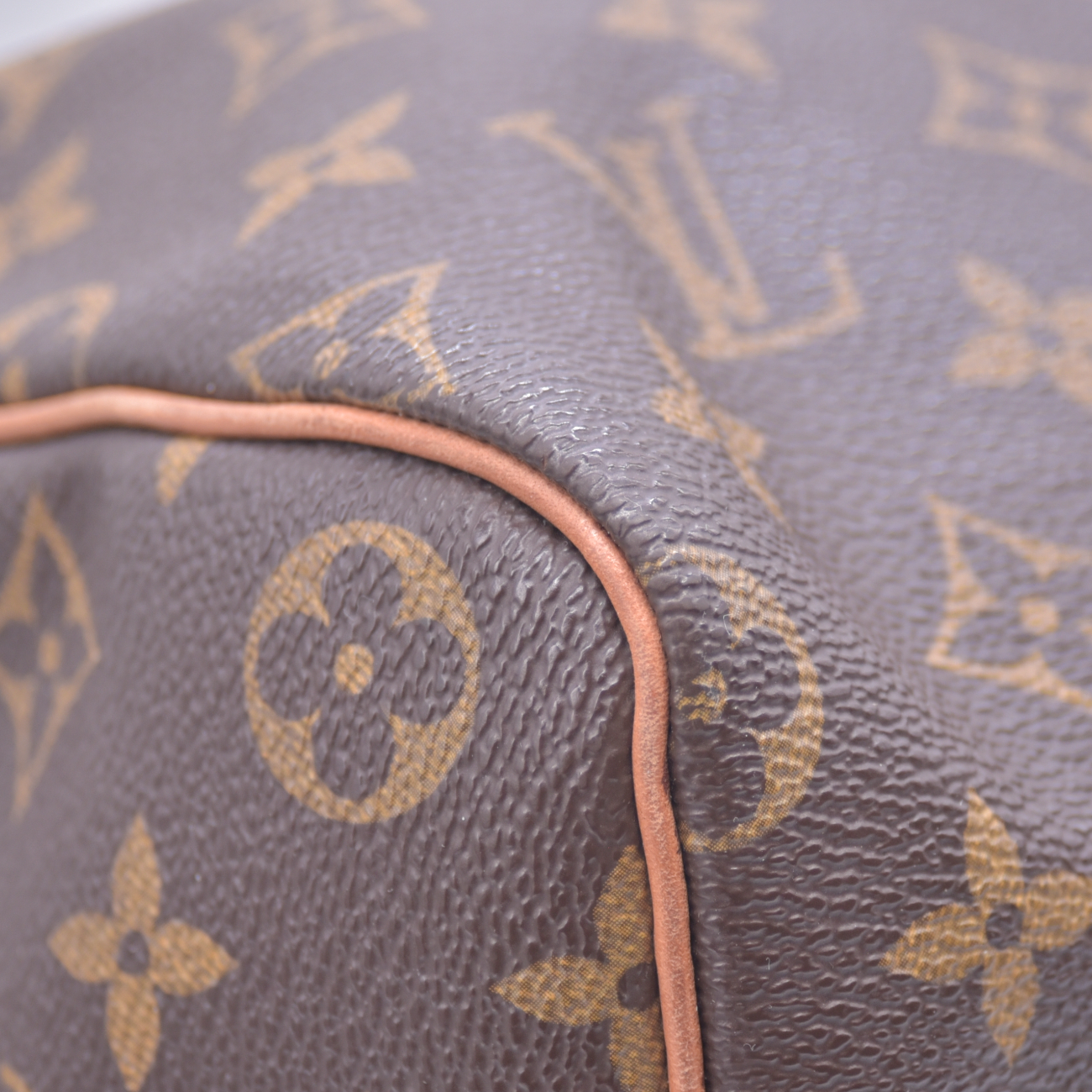 $1690 1997 Louis Vuitton Monogram Speedy 40 SP1917 CONSIGNMENT