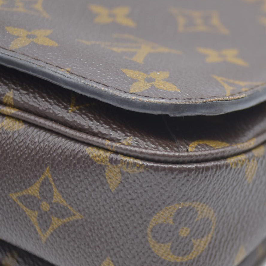 $2760 2016 Louis Vuitton  Monogram Pochette Metis DU1166
