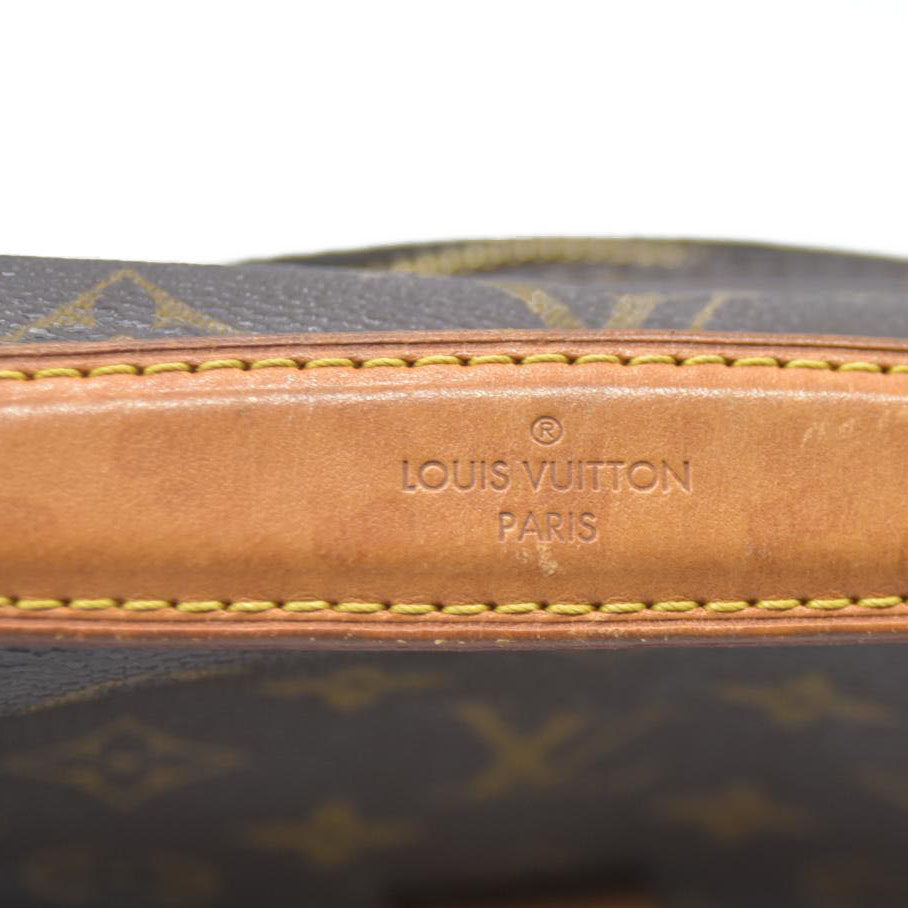 $2760 2016 Louis Vuitton  Monogram Pochette Metis DU1166
