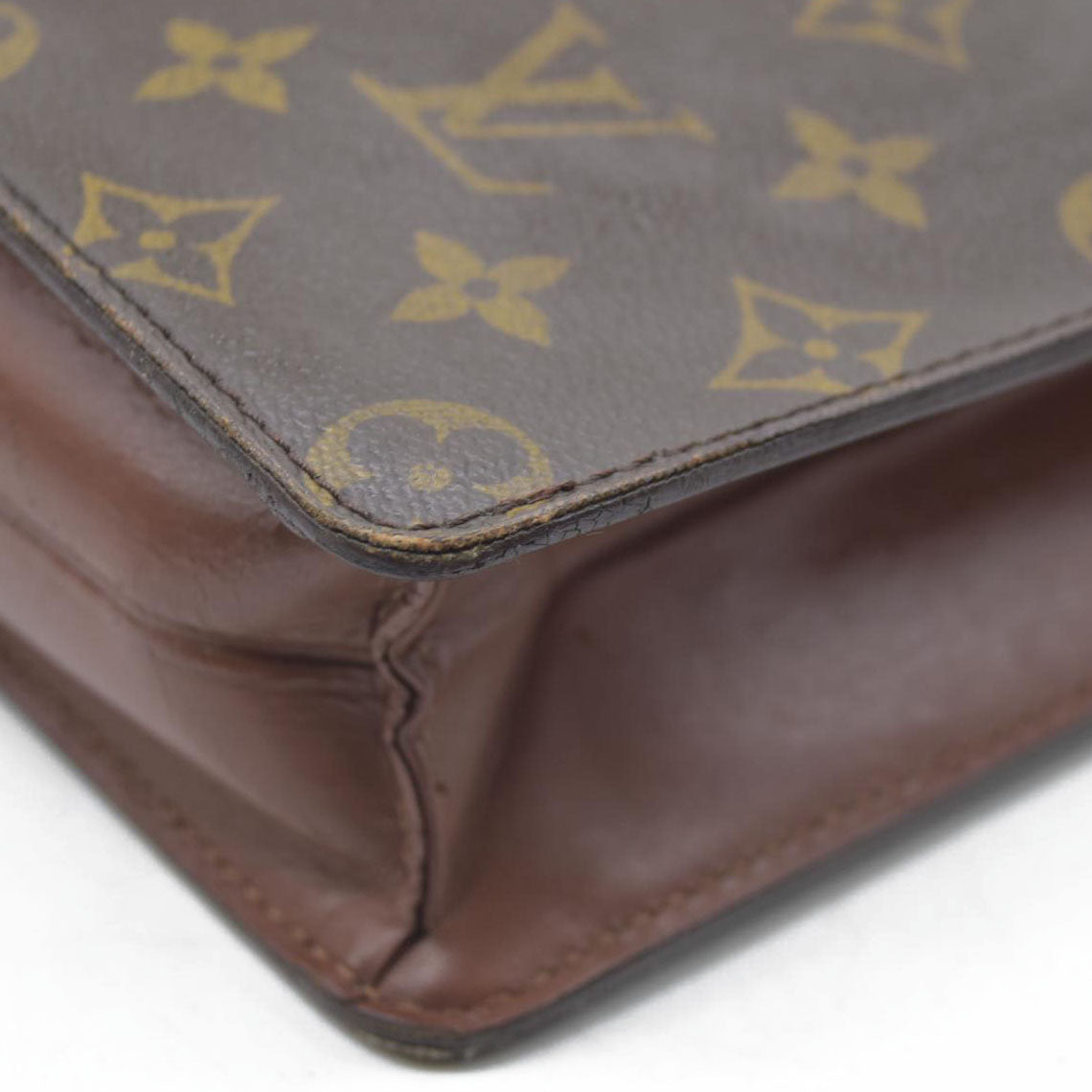 $1050 Louis Vuitton  Monogram Pochette Homme
