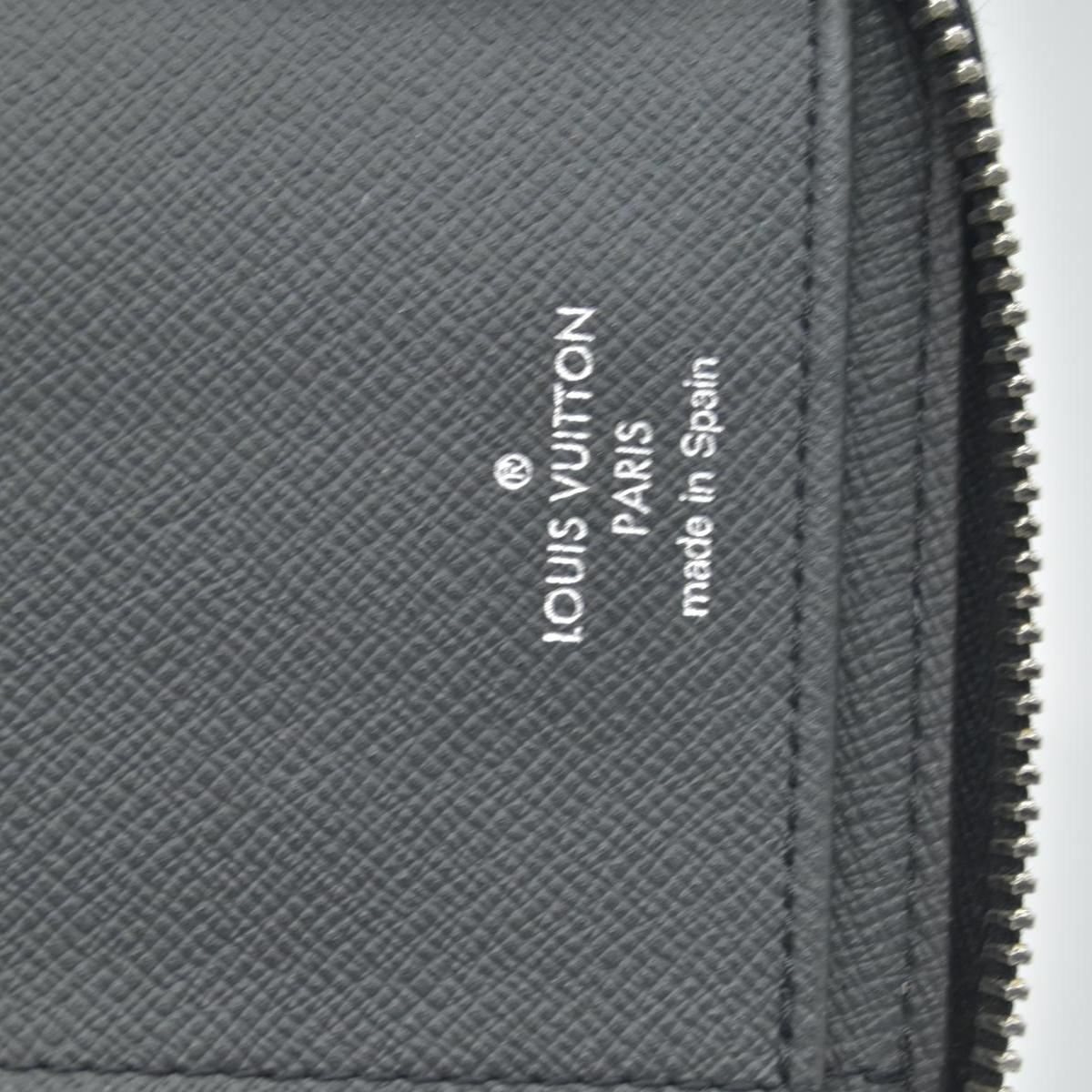 LOUIS VUITTON Zippy Wallet Vertical Purse black Taiga CONSIGNMENT