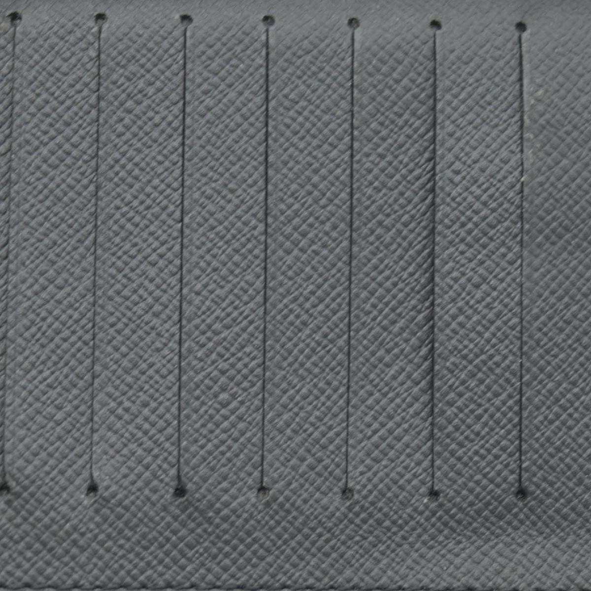 LOUIS VUITTON Zippy Wallet Vertical Purse black Taiga CONSIGNMENT