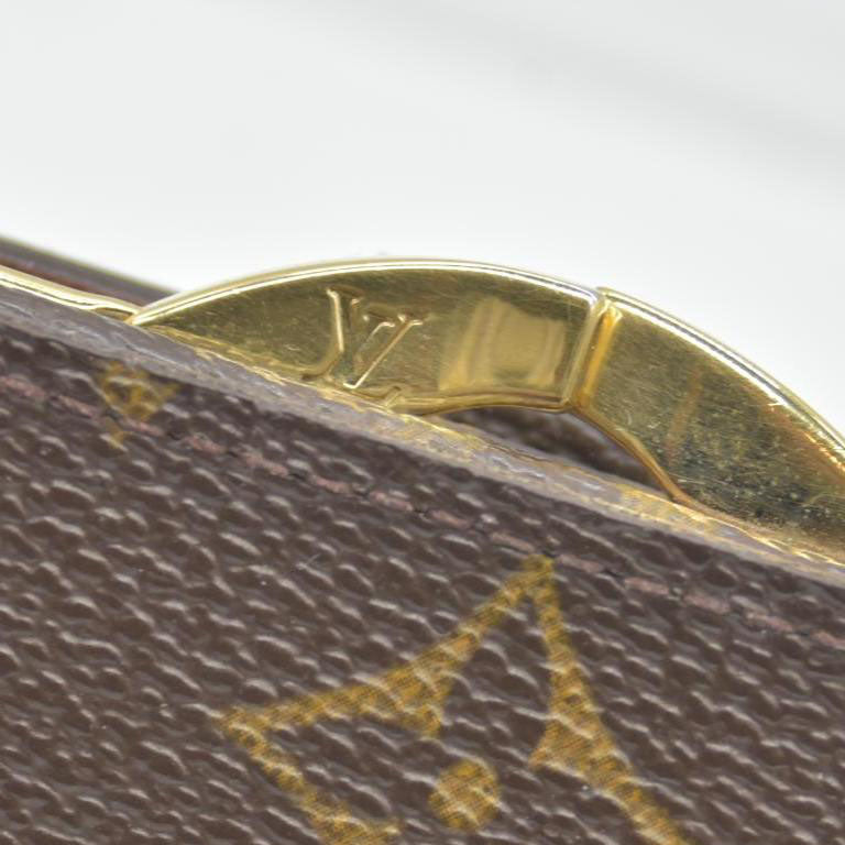 $750 2003 Louis Vuitton Kisslock French Wallet CONSIGNMENT CA0093