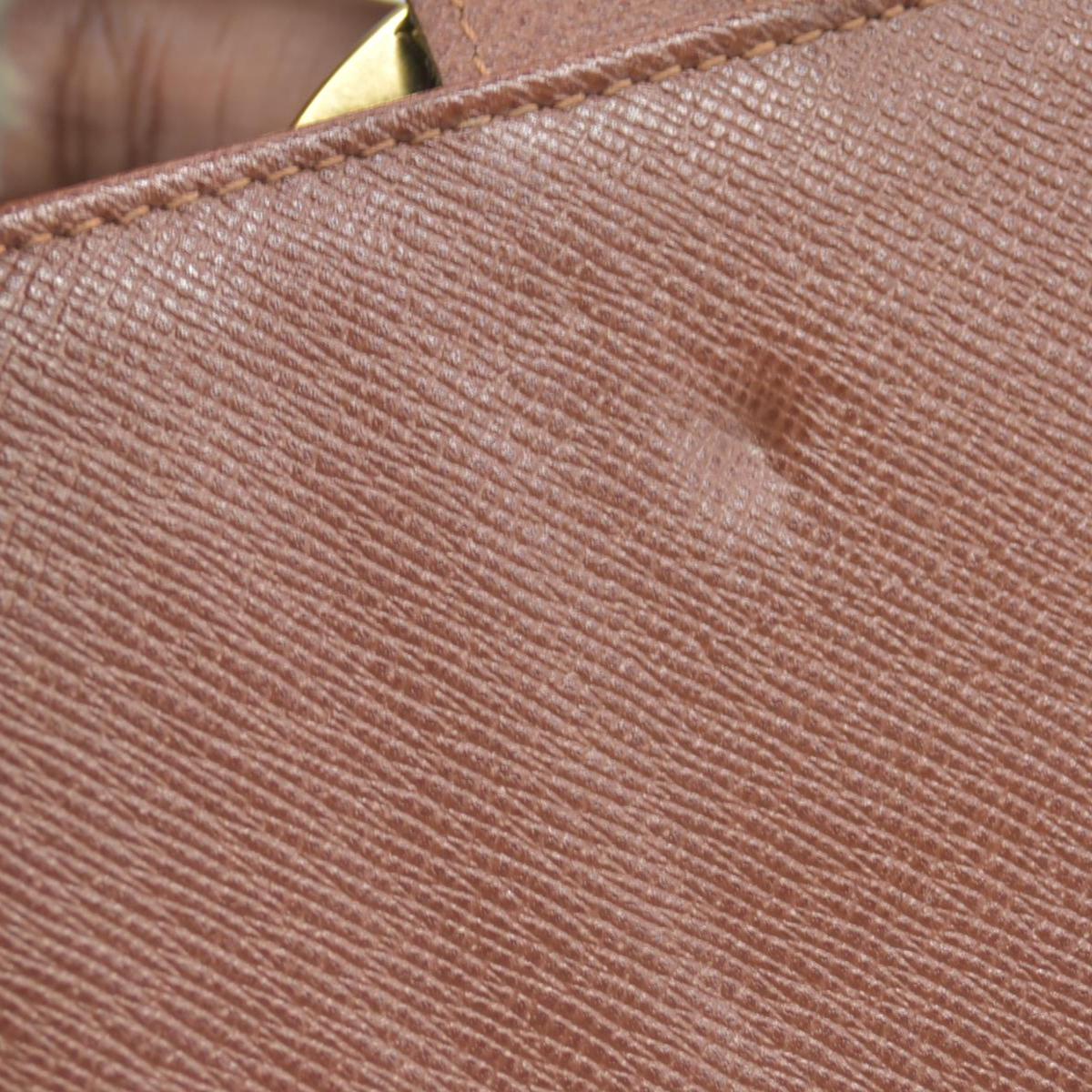 $750 2003 Louis Vuitton Kisslock French Wallet CONSIGNMENT CA0093