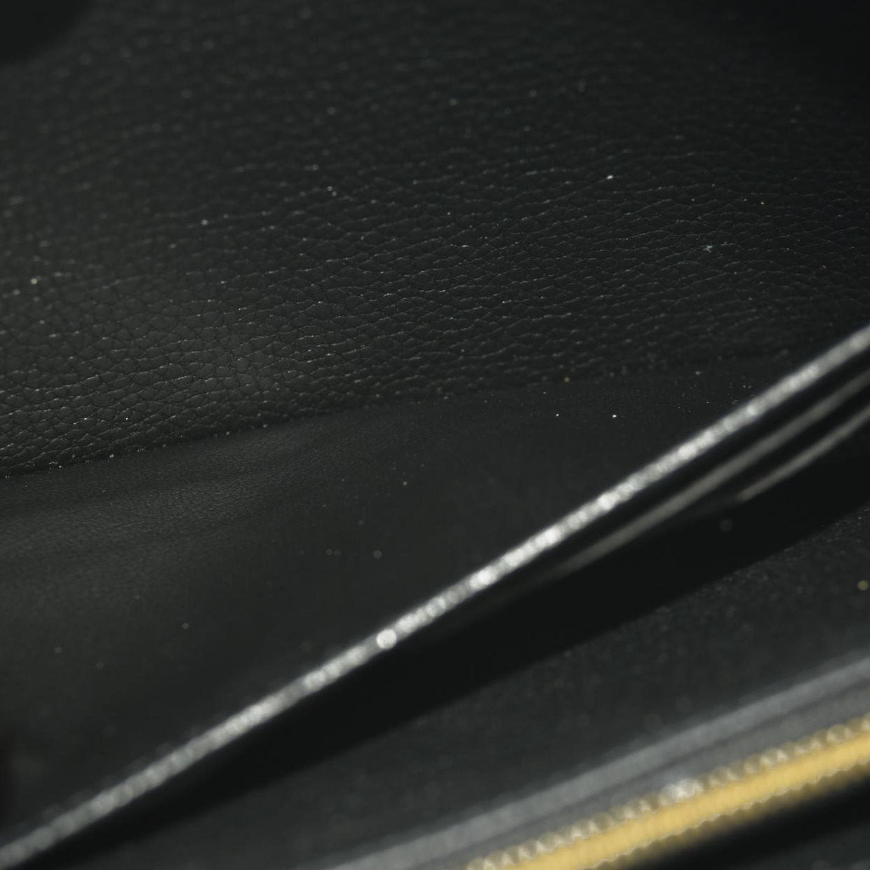 LOUIS VUITTON  Empreinte Monogram Giant Zippy Wallet Black Beige RFID