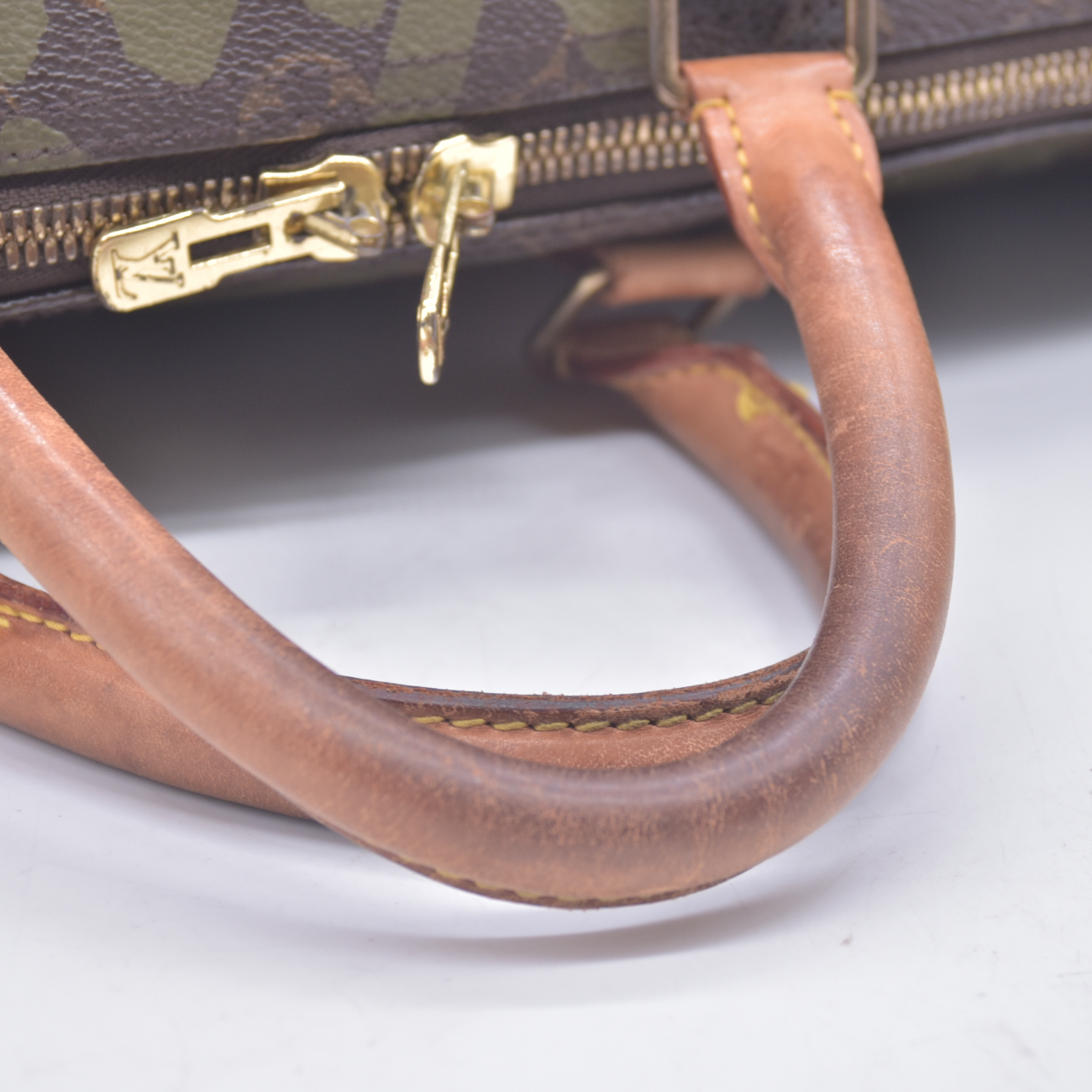 $3400 2001 Louis Vuitton Graffiti Keepall 50 Kaki FL0051
