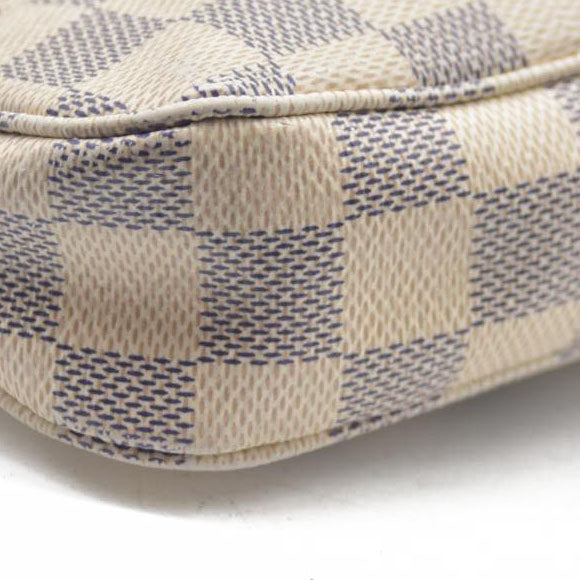 $1650 Louis Vuitton  Damier Azur Pochette Accessories NM MB5230
