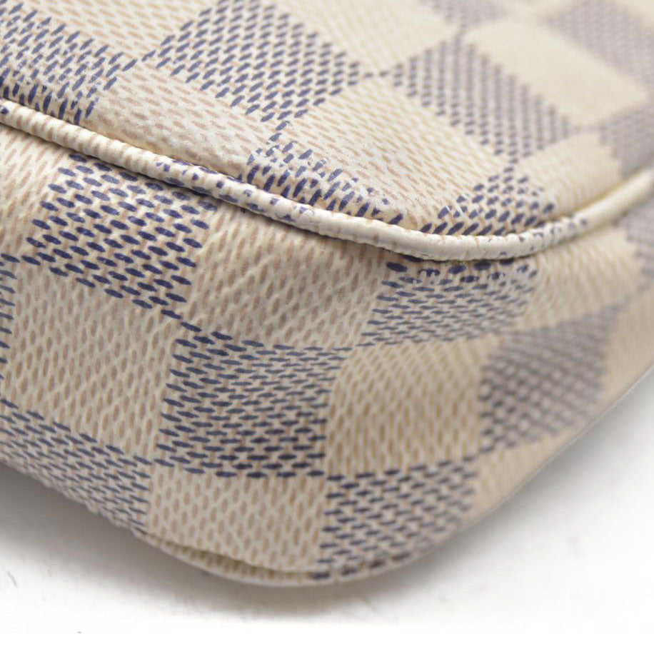 $1650 Louis Vuitton  Damier Azur Pochette Accessories NM MB5230