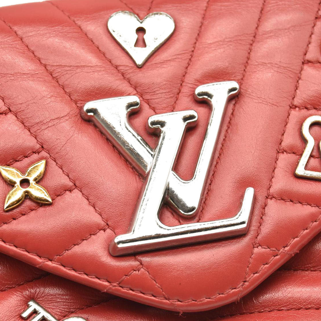 LOUIS VUITTON Calfskin Love Lock New Wave Chain PM Scarlet