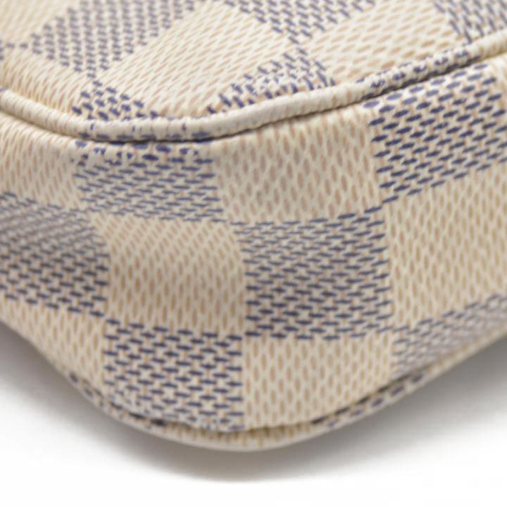 $1650 Louis Vuitton  Damier Azur Pochette Accessories NM MB5230