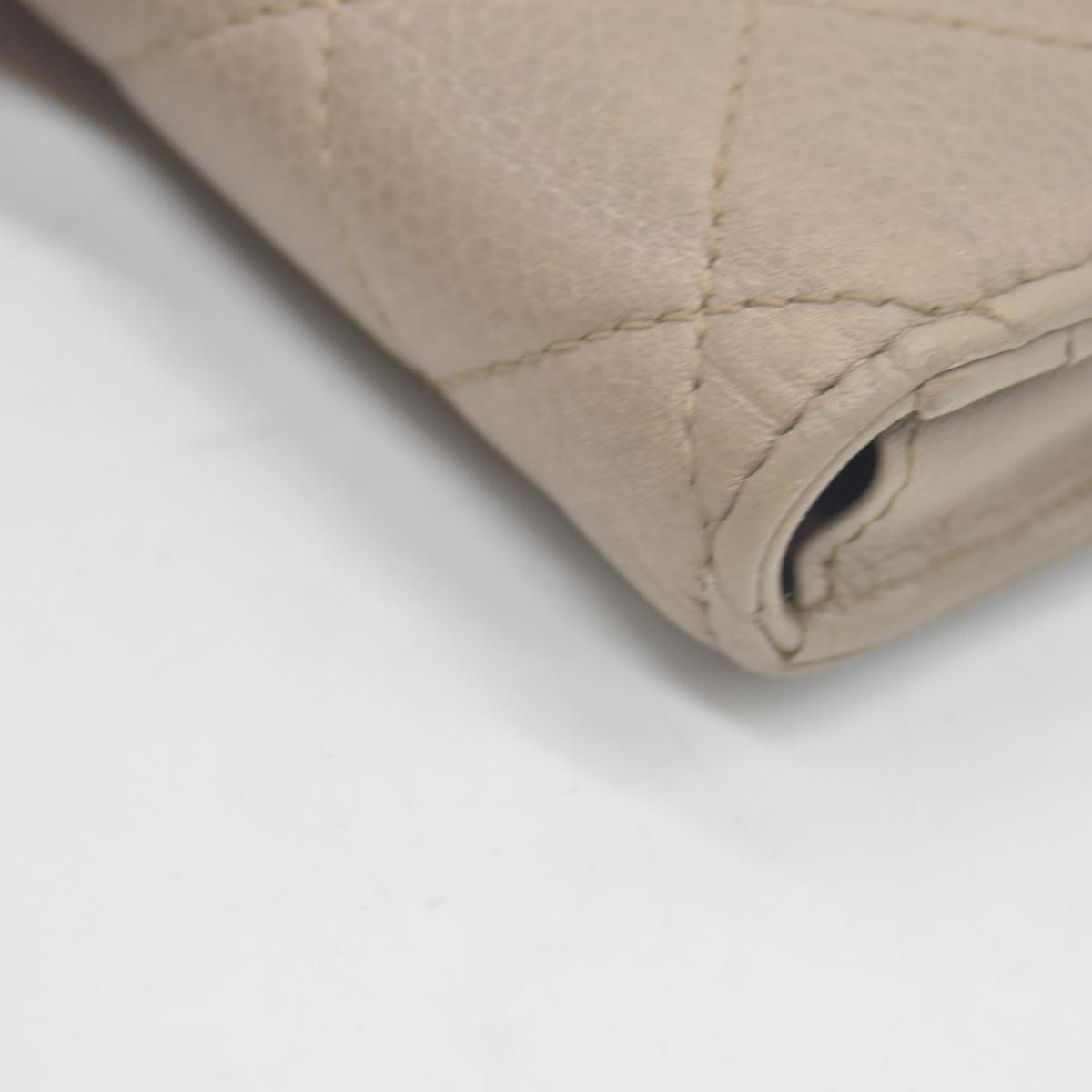 $900 2010 Chanel Caviar Yen Bifold Wallet Beige CONSIGNMENT