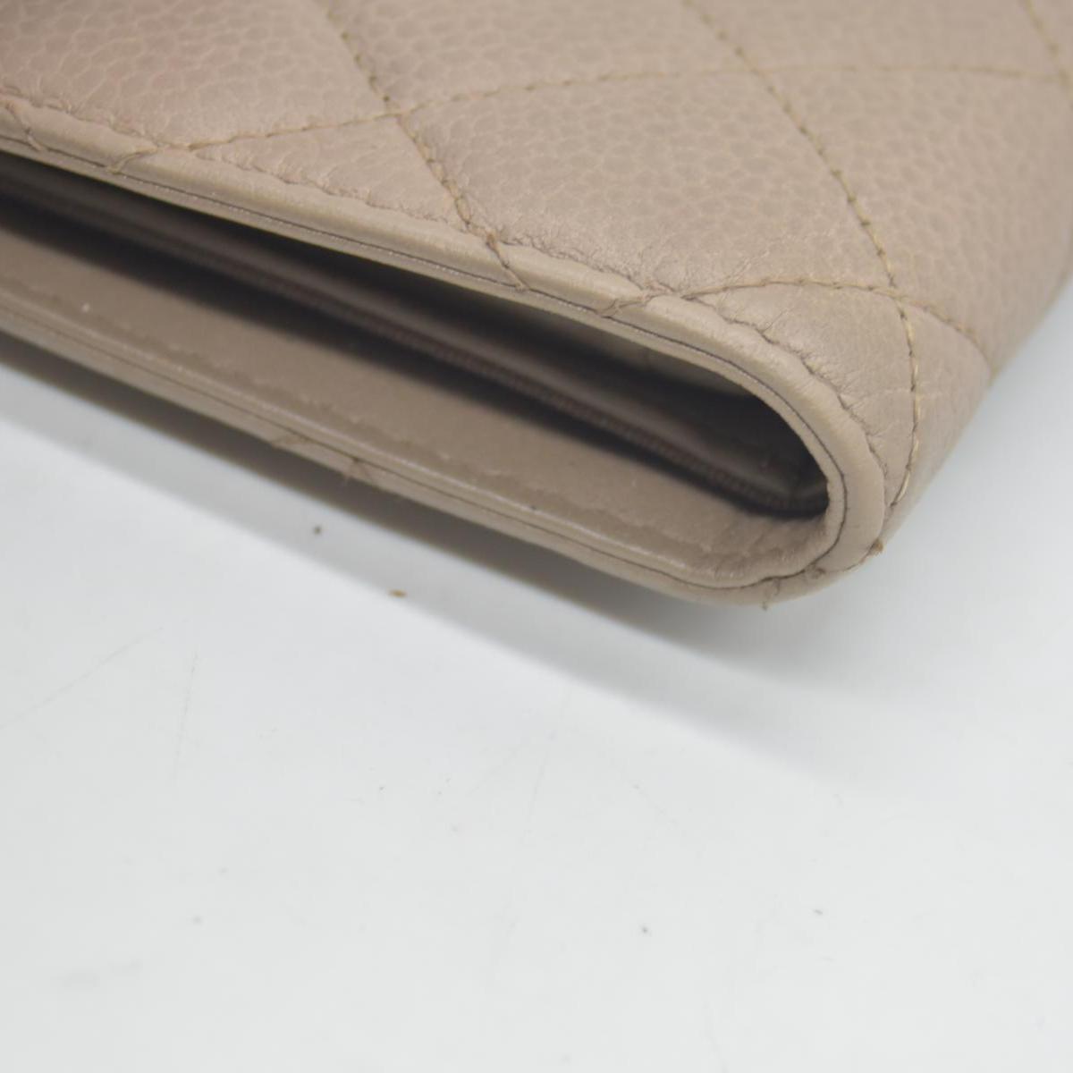 $900 2010 Chanel Caviar Yen Bifold Wallet Beige CONSIGNMENT