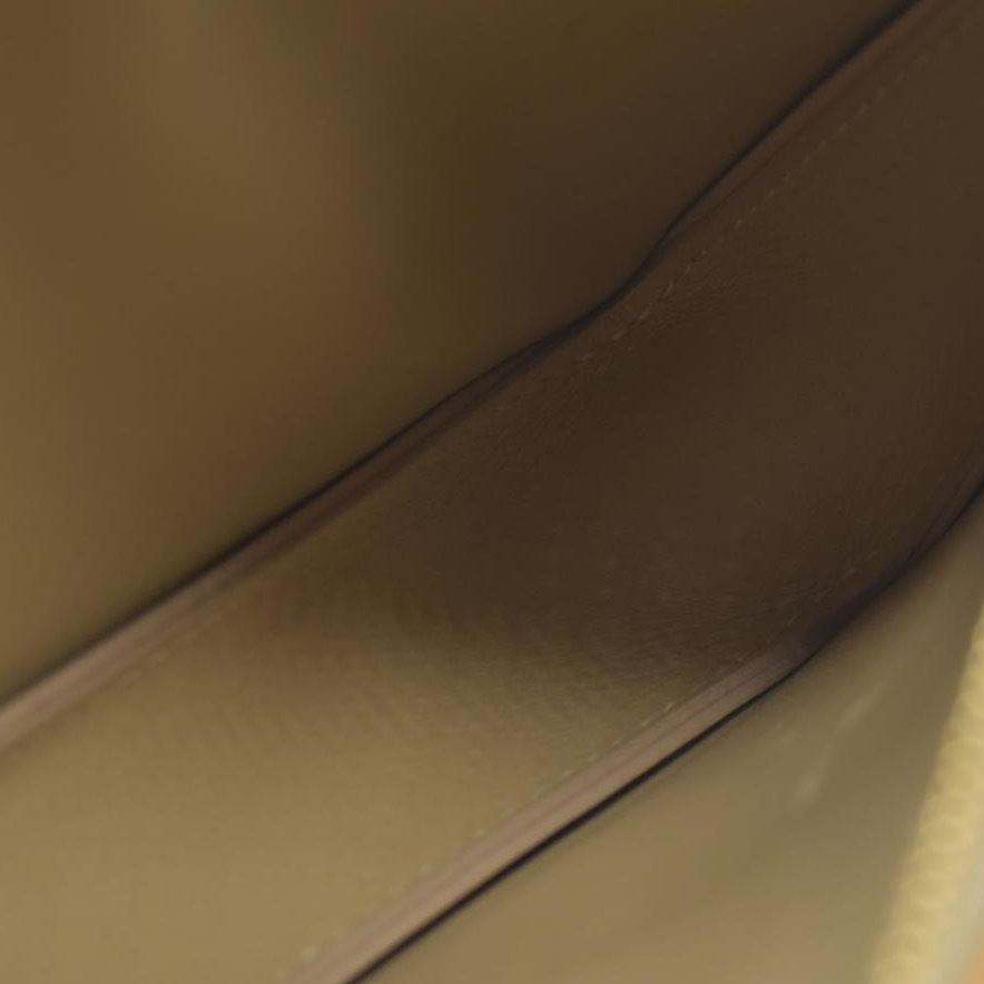 $740 Louis Vuitton  Vernis Lexington Pochette Beige