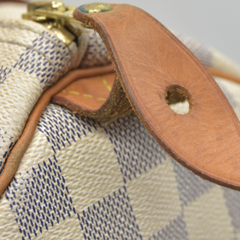$1630 Louis Vuitton Damier Azur Speedy 30 DU4009