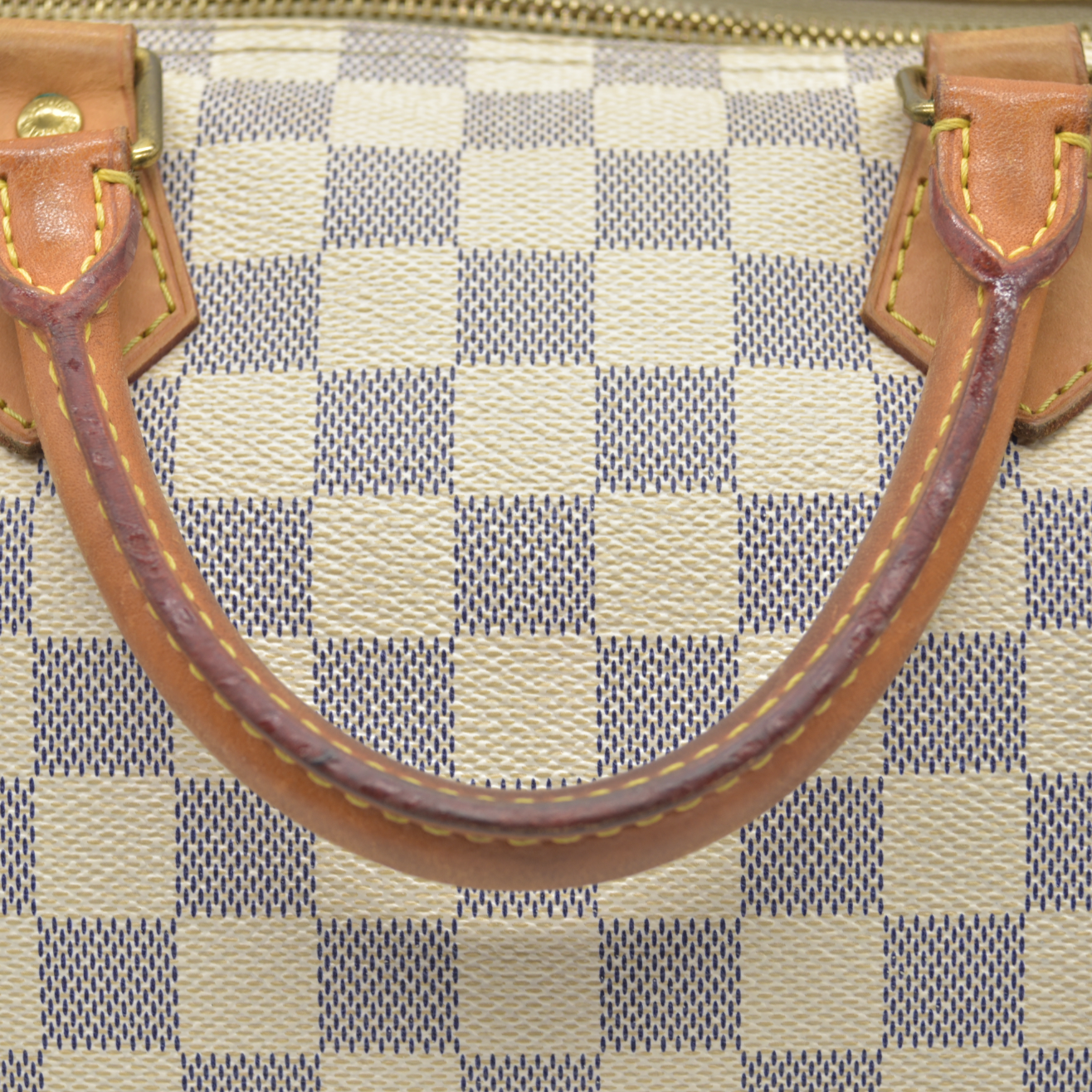 $1630 Louis Vuitton Damier Azur Speedy 30 DU4009