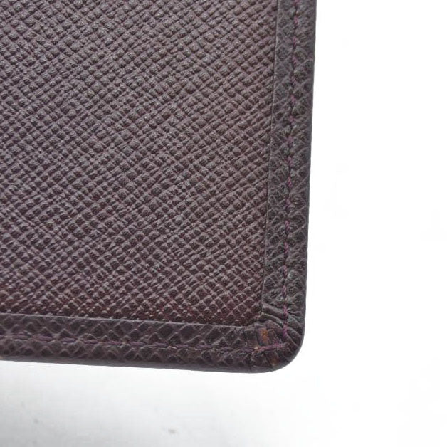 AUCTION $505 Louis Vuitton Vintage Taiga Leather Organizer NM