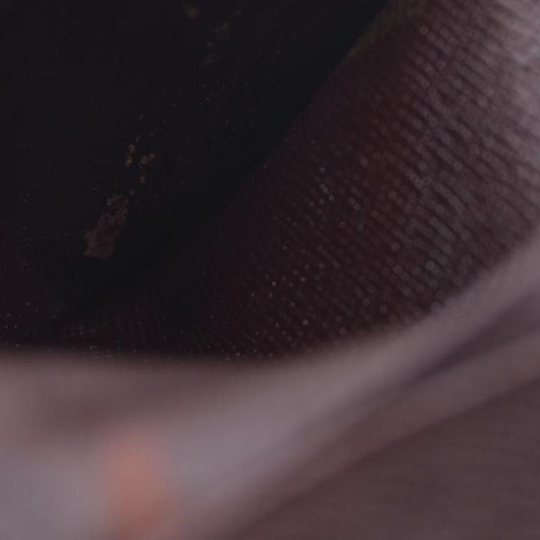 AUCTION $505 Louis Vuitton Vintage Taiga Leather Organizer NM