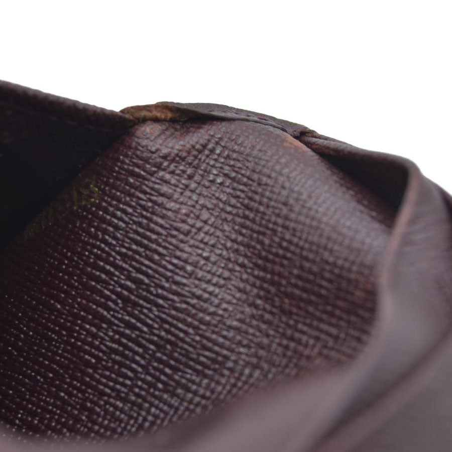 AUCTION $505 Louis Vuitton Vintage Taiga Leather Organizer NM