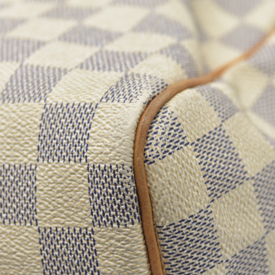 $1630 Louis Vuitton Damier Azur Speedy 30 DU4009