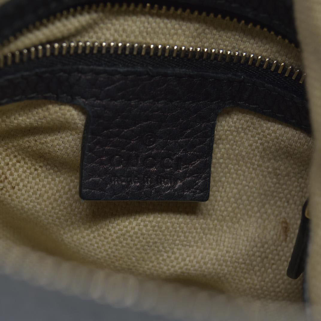 $1980 Gucci Pebbled Calfskin Large Soho Hobo Black GG