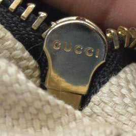 $1980 Gucci Pebbled Calfskin Large Soho Hobo Black GG