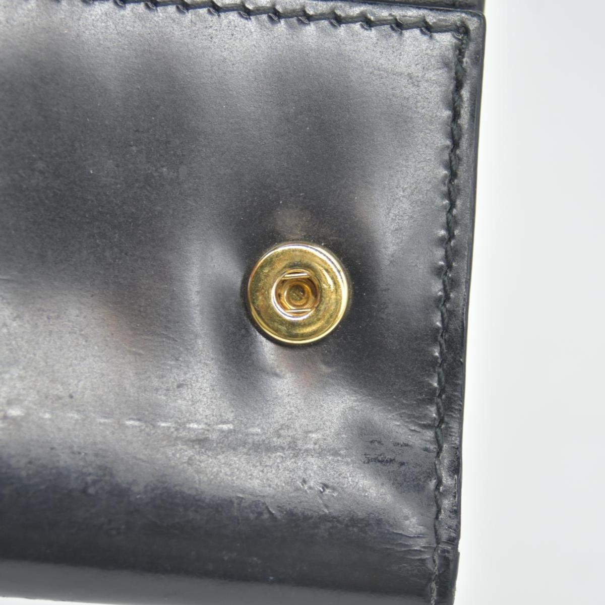 $440 MIU MIU Logo Patent Leather 6 Ring Key Case Black CONSIGNMENT