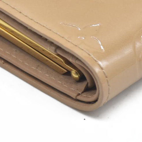 AUCTION $935 Louis Vuitton  Vernis French Purse Wallet Beige