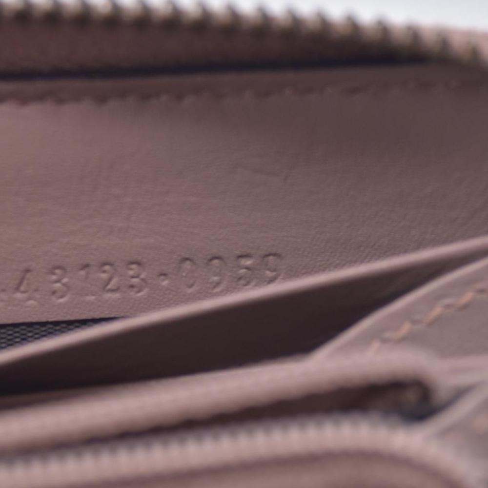 $820 GUCCI Quilted Nappa Faux Pearl GG Marmont Zip Around Wallet Taupe CONSIGNMENT 10021284